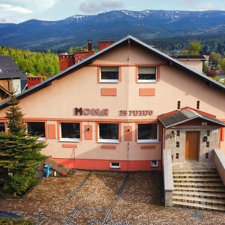 Willa Mona Bed & Breakfast Szklarska Poreba Exterior photo