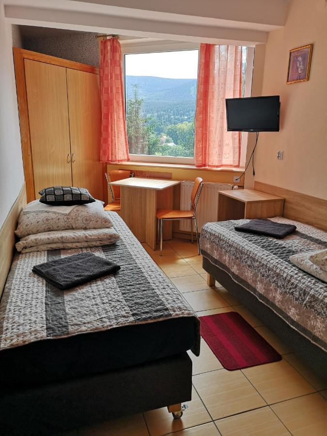 Willa Mona Bed & Breakfast Szklarska Poreba Exterior photo