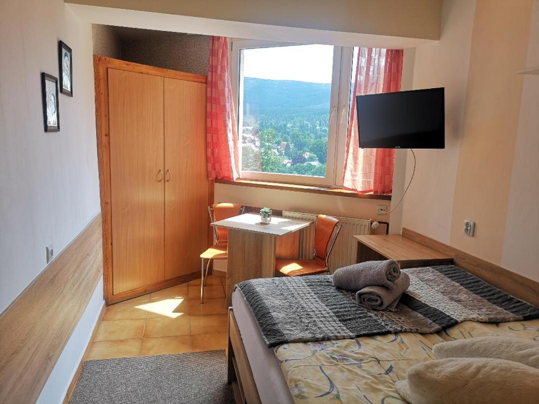 Willa Mona Bed & Breakfast Szklarska Poreba Exterior photo