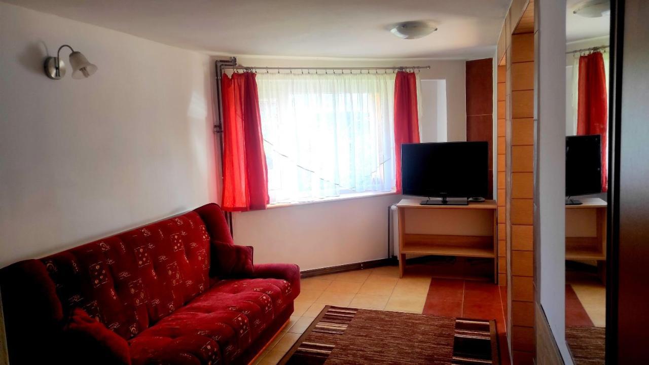 Willa Mona Bed & Breakfast Szklarska Poreba Exterior photo
