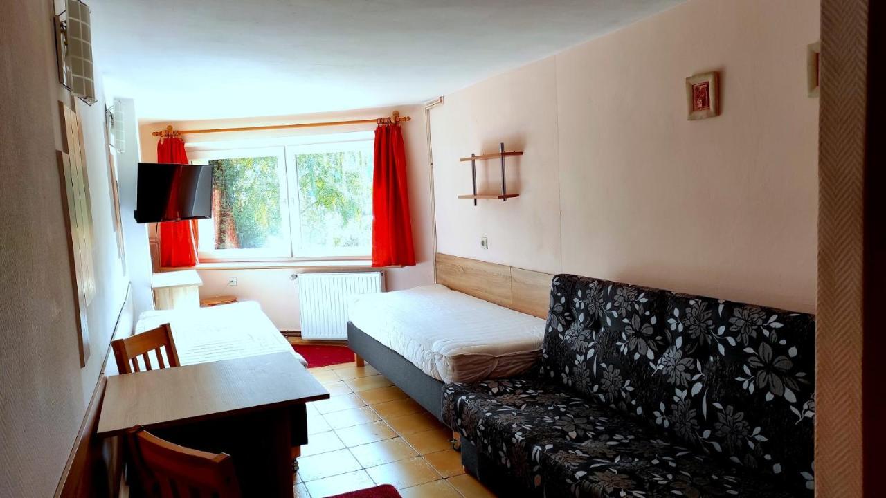 Willa Mona Bed & Breakfast Szklarska Poreba Exterior photo