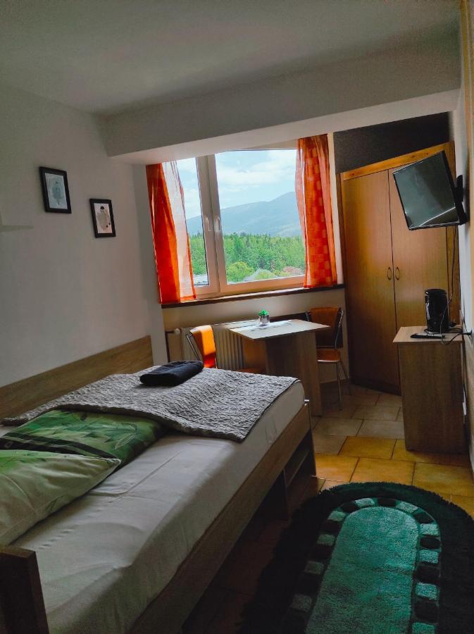 Willa Mona Bed & Breakfast Szklarska Poreba Exterior photo