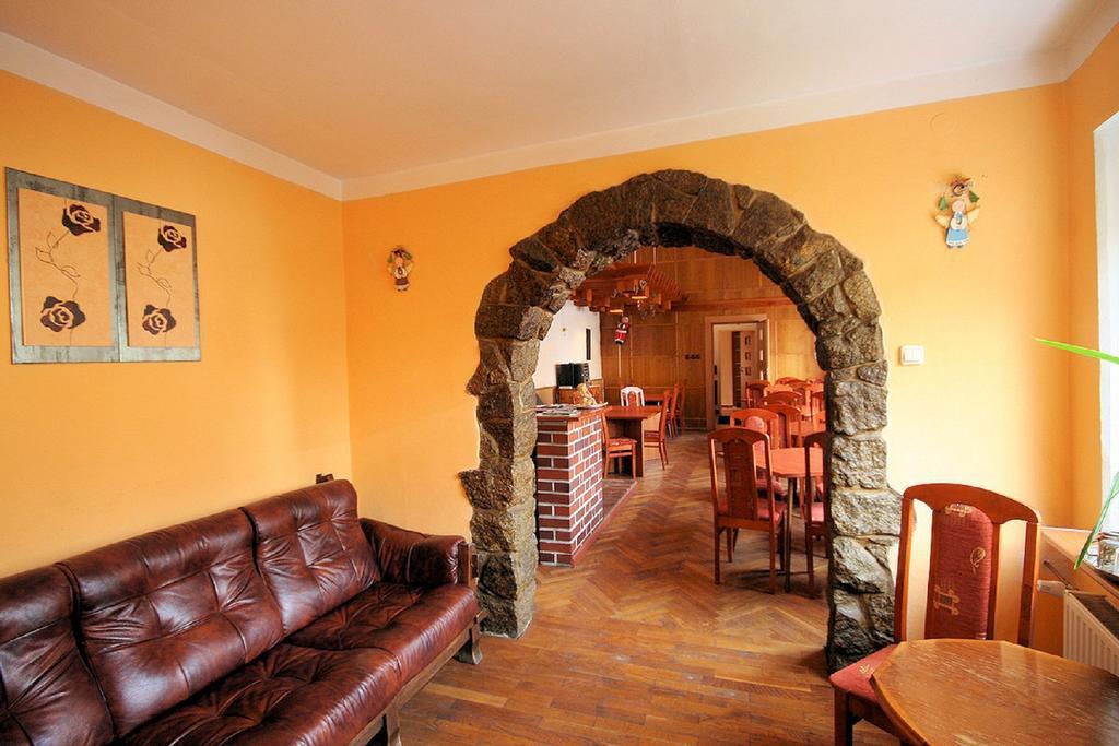Willa Mona Bed & Breakfast Szklarska Poreba Exterior photo